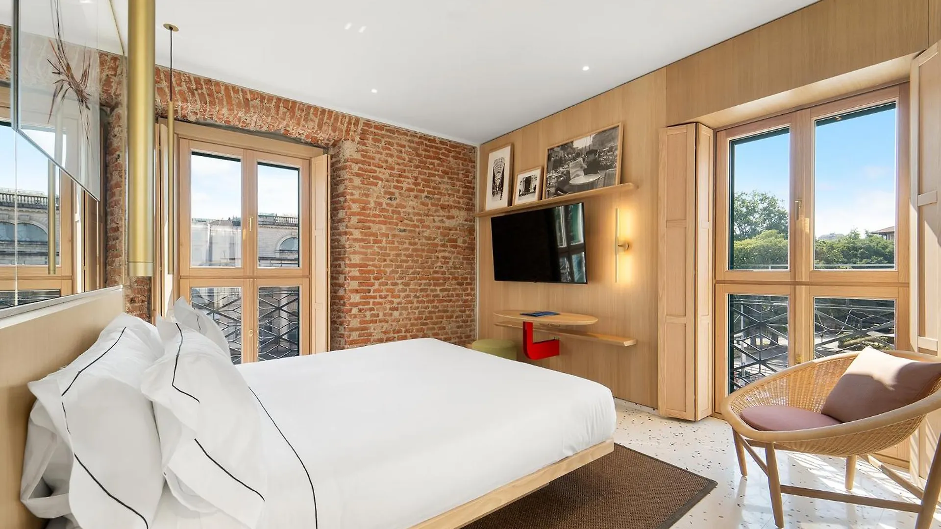 Hotel Milu Milano contacts